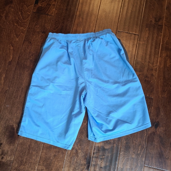 Nike men's xl shorts - Picture 3 of 3